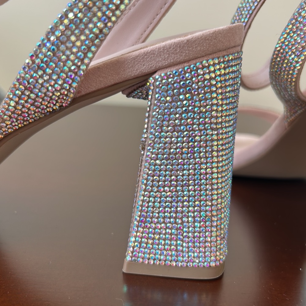 NWOT Madden Girl Winnii - Picture 3 of 5